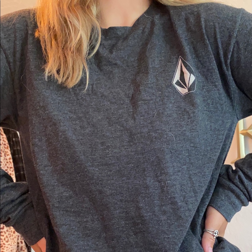 Grey Volcom long Sleeve Tee